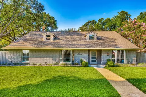 7236 Stonetrail Dr, Dallas, TX 75230