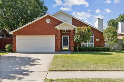 9078 San Joaquin Trl, Fort Worth, TX 76118