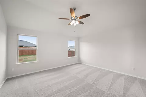 Bedroom - 1915 Chippewa Dr, Cleburne, TX 76036 photo 3 of 4