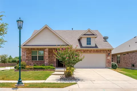 820 Louisville Rd, Aubrey, TX 76227