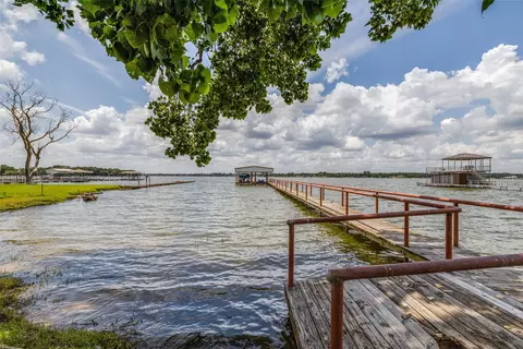 6527 Peden Rd, Fort Worth, TX 76179