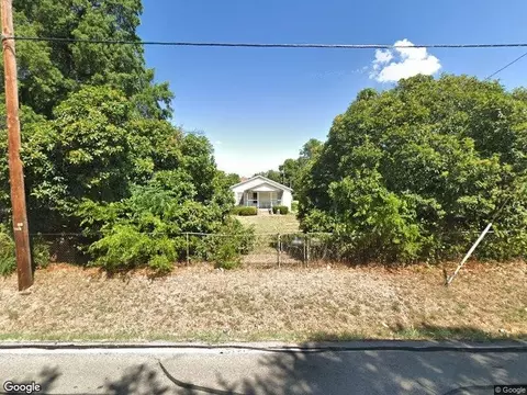 203 E Simonds Rd, Seagoville, TX 75159