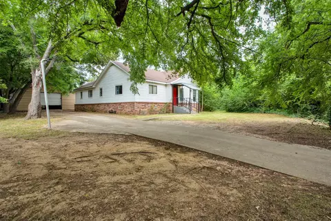 3220 S Maurice Ave, Denison, TX 75020