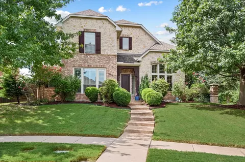 900 Crestmoor Dr, Allen, TX 75013