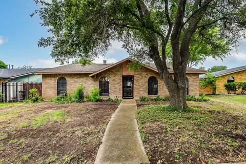 7110 Field Vw, Dallas, TX 75249