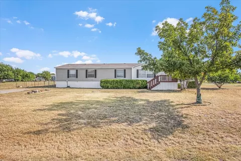 12570 Meadow Green Ln, Justin, TX 76247