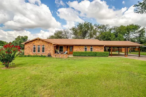 1124 Oak Lane Dr, Joshua, TX 76058