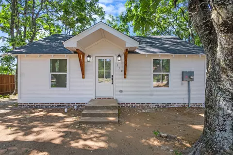 110 Blocker St, Bridgeport, TX 76426