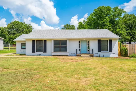 5529 S Hampshire Blvd, Fort Worth, TX 76112
