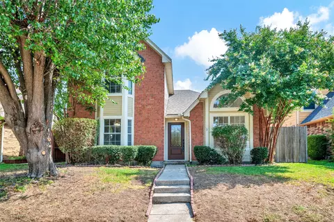 2133 Greenview Dr, Carrollton, TX 75010