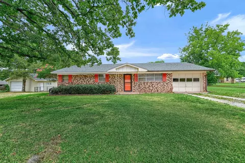 1187 Desvoignes Rd, Denison, TX 75021