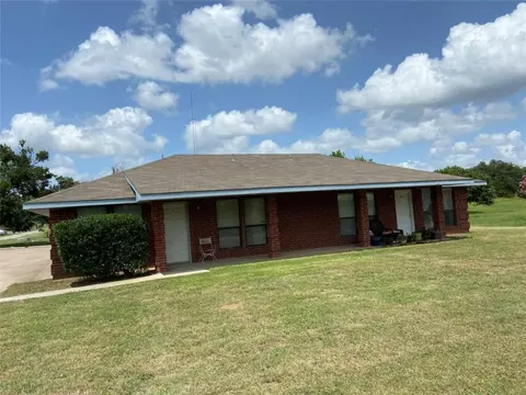213 217 Joyce St, Weatherford, TX 76085