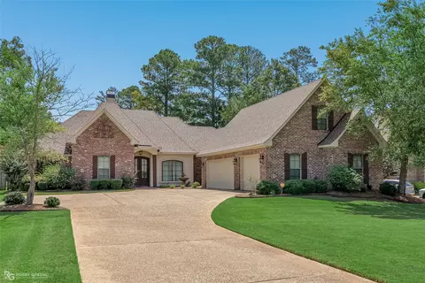 4125 Periwinkle Ln, Benton, LA 71006