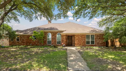 17909 Carrollwood Dr, Dallas, TX 75252