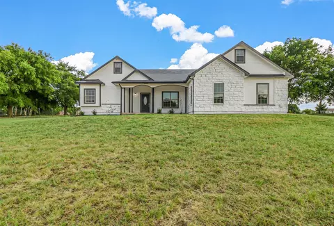 1712 Hearn Ln, Van Alstyne, TX 75495