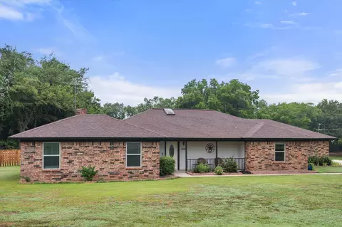 2600 Shadow Ridge Dr, Burleson, TX 76028