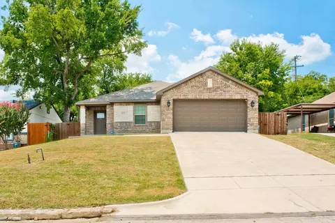 1619 Laura Rd, River Oaks, TX 76114