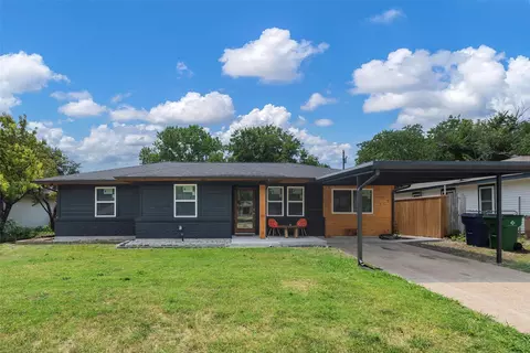 905 Ellis St, Waxahachie, TX 75165