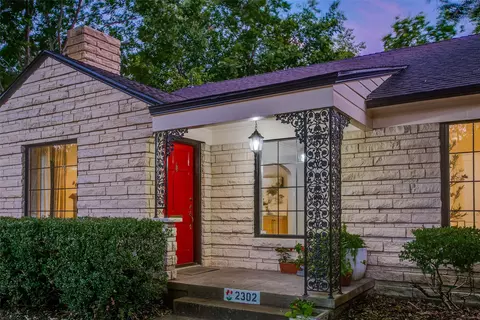 2302 Lawndale Dr, Dallas, TX 75211