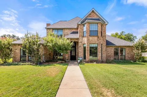 6617 River Bend Rd, Fort Worth, TX 76132
