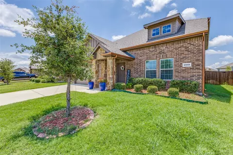 2835 Dusty Rd, Forney, TX 75126