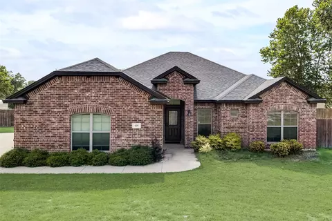 610 Chisholm Trl, Waxahachie, TX 75165
