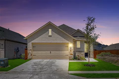 2721 Caroline St, Royse City, TX 75189