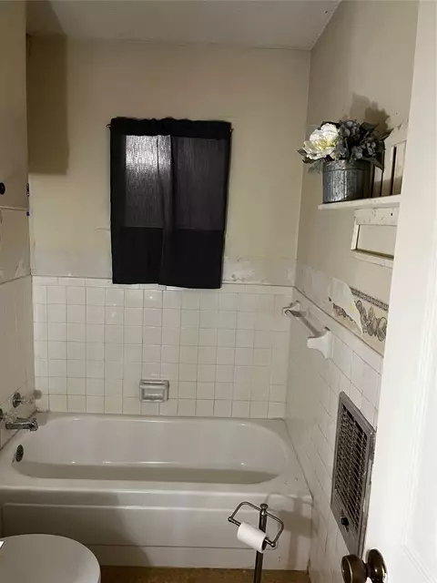 503 E Grand Ave, Comanche, TX 76442 photo 7