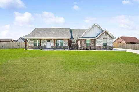 1033 Samantha Dr, Nemo, TX 76070