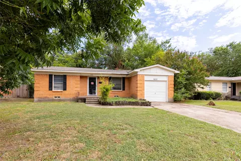 1402 Ridgeview St, Mesquite, TX 75149
