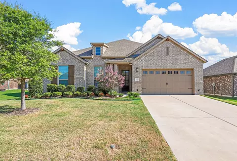 347 Country Meadows Blvd, Waxahachie, TX 75165