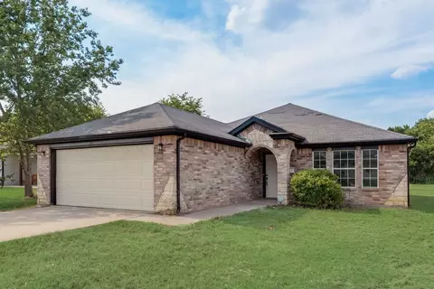 507 W 5th St, Lancaster, TX 75146