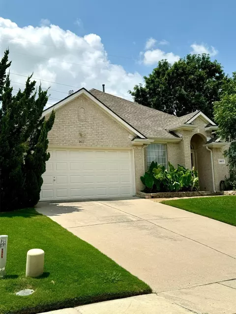 9417 Vista Cir, Irving, TX 75063