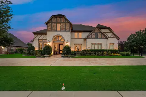 613 Rancho Laredo Trl, Southlake, TX 76092