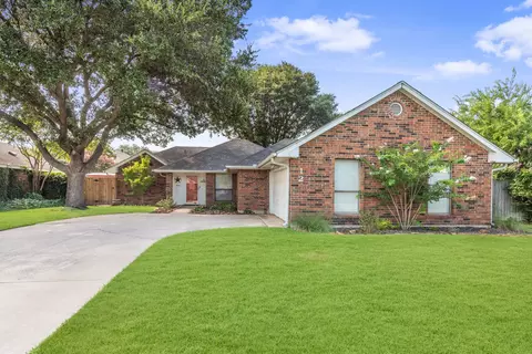 12 Chimney Rock Dr, Trophy Club, TX 76262