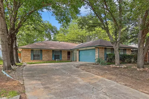 1210 Bois D Arc Ct, Flower Mound, TX 75028