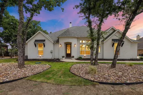 121 Lakeside Dr, Lipan, TX 76462