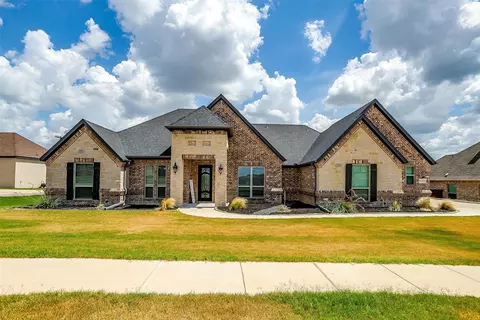 2113 Vanderbilt Dr, Weatherford, TX 76088