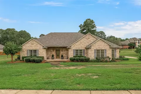 305 Woodhaven Dr, Minden, LA 71055