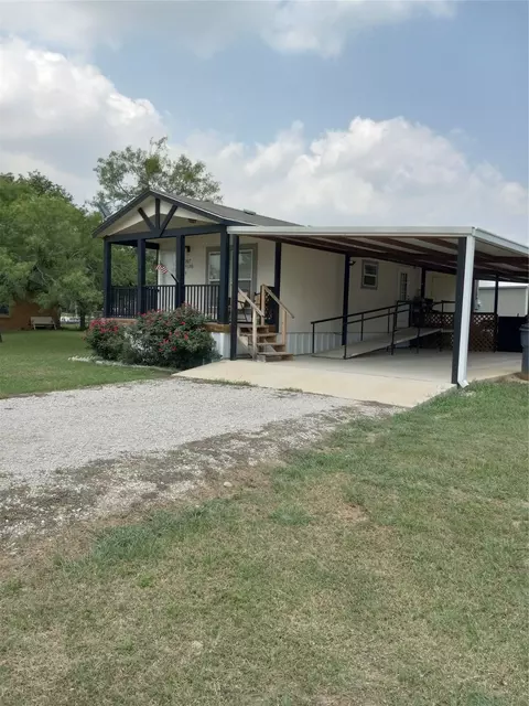 207 Travis St, Ranger, TX 76470