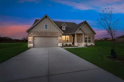 1109 Trinity Dr, Springtown, TX 76082 photo 5