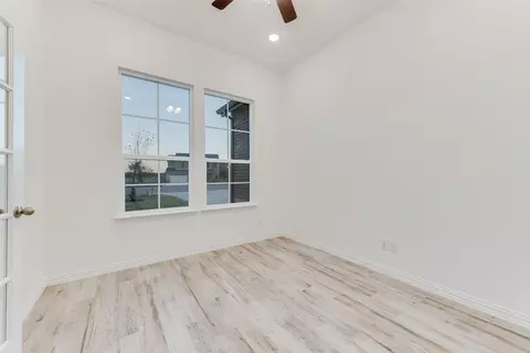1109 Trinity Dr, Springtown, TX 76082 photo 10