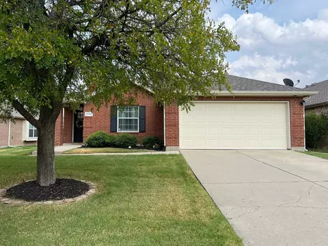 2704 Dawn Spring Dr, Little Elm, TX 75068