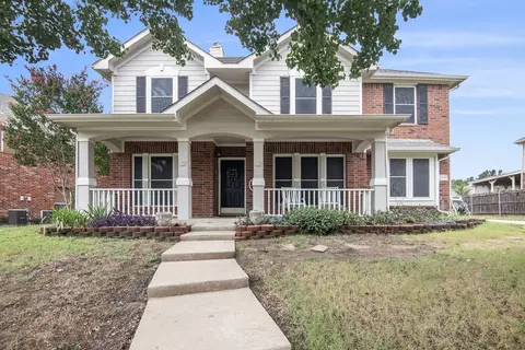 2719 Rocky Creek Dr, Mansfield, TX 76063