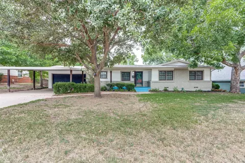 7015 Brooks Ave, Richland Hills, TX 76118