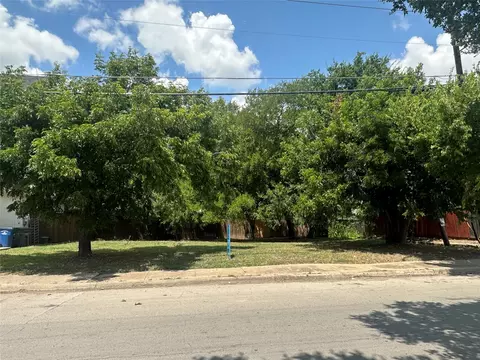 3527 Puget St, Dallas, TX 75212