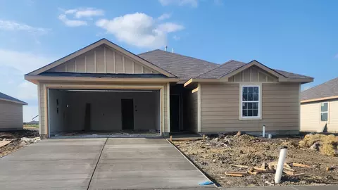 214 Crookedfield Dr, Royse City, TX 75189