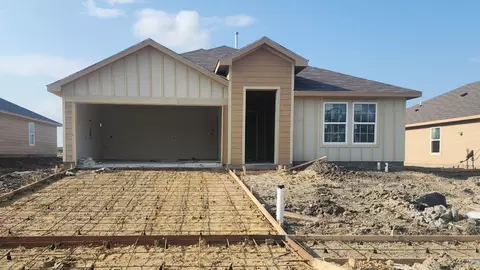 206 Crookedfield Dr, Royse City, TX 75189