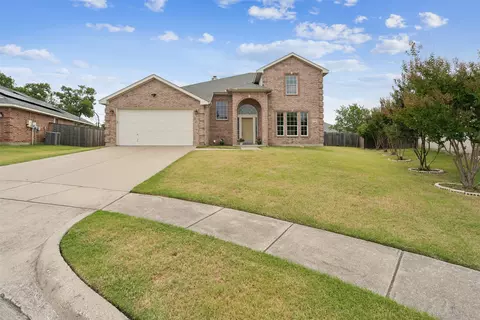 1165 Sopwith Ct, Benbrook, TX 76126