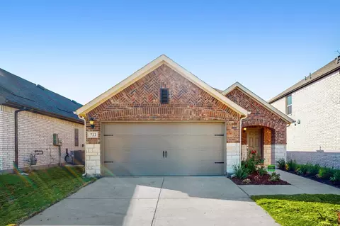 722 Gentle Bird Dr, Lavon, TX 75166